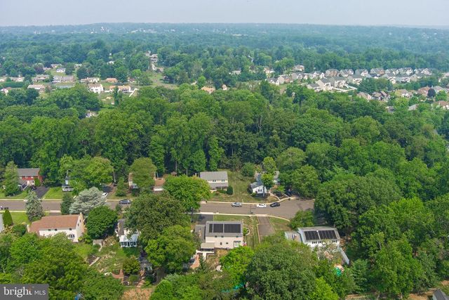 895 SYCAMORE DR, Southampton, PA 18966