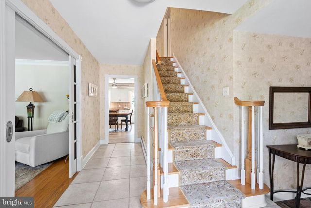 895 SYCAMORE DR, Southampton, PA 18966