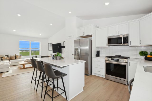 822 Erickson Lane, Buffalo, MN 55313