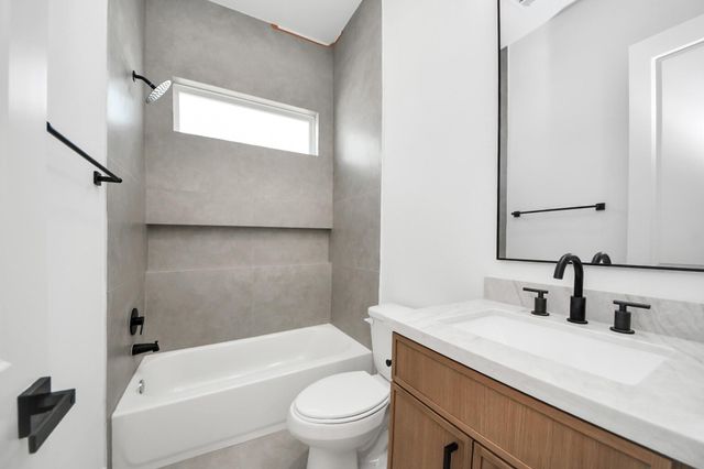 4607 Gunter Street B, Houston, TX 77020