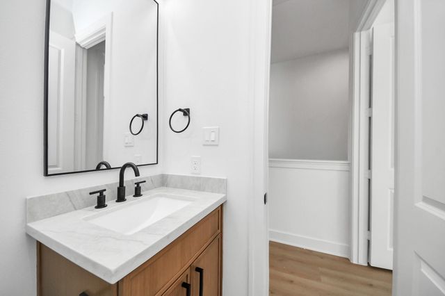 4607 Gunter Street B, Houston, TX 77020