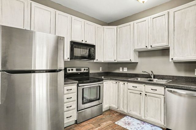 686 Huffine Manor Cir, Franklin, TN 37067