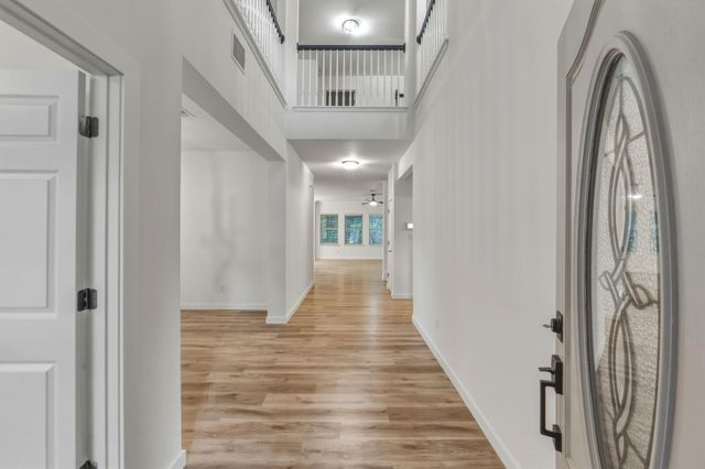 2011 Creek Ledge PL, Round Rock, TX 78664