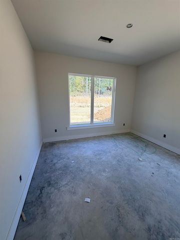 48 Charleston Place, Benton, AR 72019