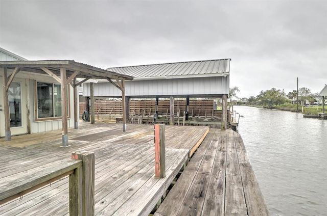 9476 Big Lake Rd Road, Lake Charles, LA 70605