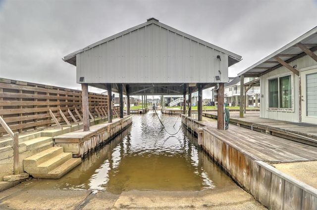 9476 Big Lake Rd Road, Lake Charles, LA 70605
