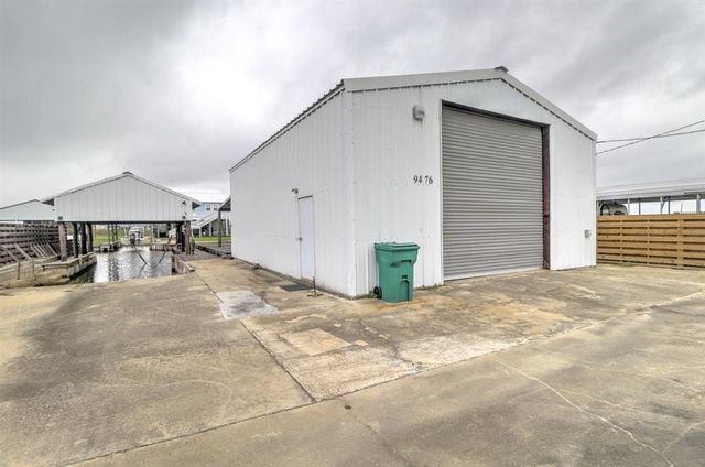 9476 Big Lake Rd Road, Lake Charles, LA 70605