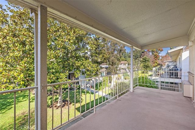 57 Calle Cadiz O, Laguna Woods, CA 92637