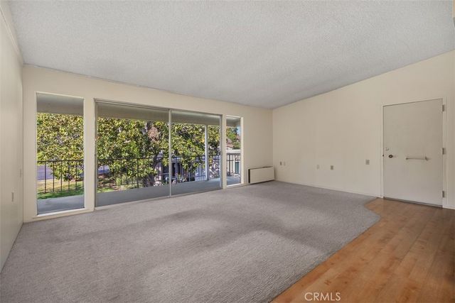 57 Calle Cadiz O, Laguna Woods, CA 92637