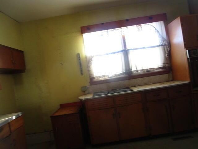 274 N 8th Street, Mcconnelsville, OH 43756