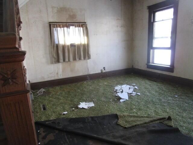 274 N 8th Street, Mcconnelsville, OH 43756