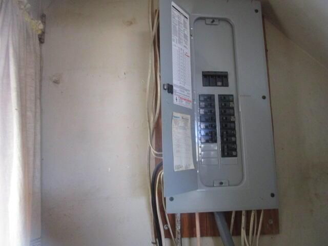 274 N 8th Street, Mcconnelsville, OH 43756