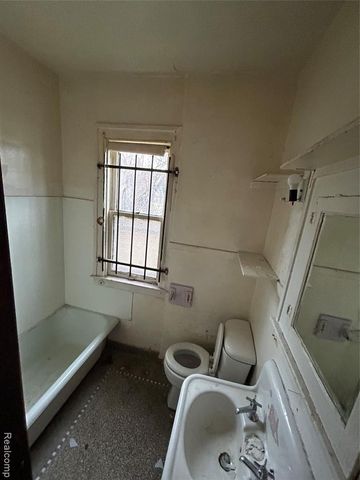 11973 Strasburg Street, Detroit, MI 48205