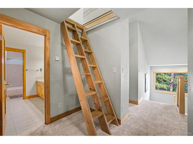 400 Valley Crescent St, Palmer Lake, CO 80133