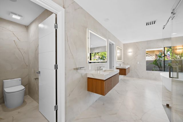 10141 SW 3rd Street, Plantation, FL 33324