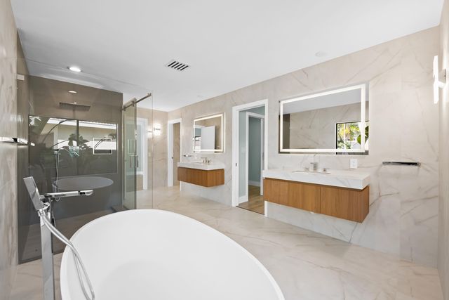 10141 SW 3rd Street, Plantation, FL 33324