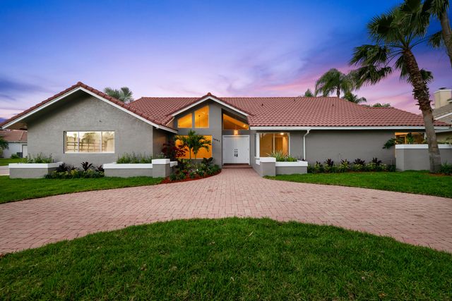 10141 SW 3rd Street, Plantation, FL 33324
