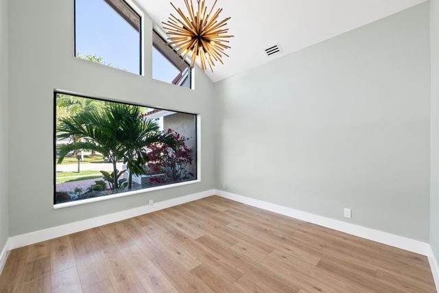 10141 SW 3rd Street, Plantation, FL 33324