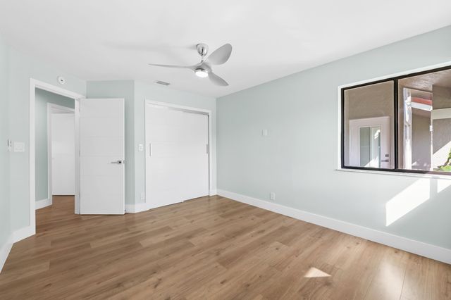 10141 SW 3rd Street, Plantation, FL 33324