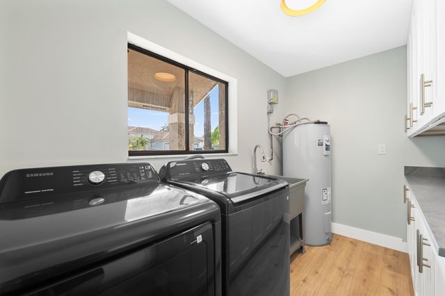 10141 SW 3rd Street, Plantation, FL 33324