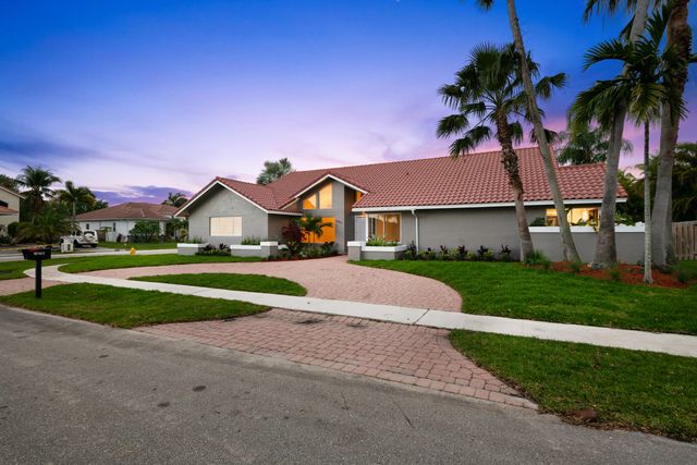 10141 SW 3rd Street, Plantation, FL 33324