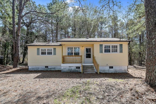 558 Horseshoe Road, Fayetteville, NC 28303