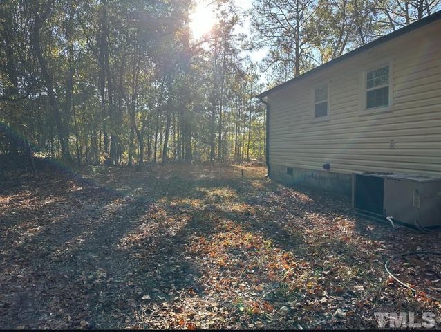 558 Horseshoe Road, Fayetteville, NC 28303