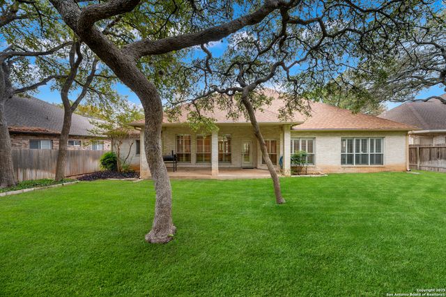 3911 Heights Way, San Antonio, TX 78230