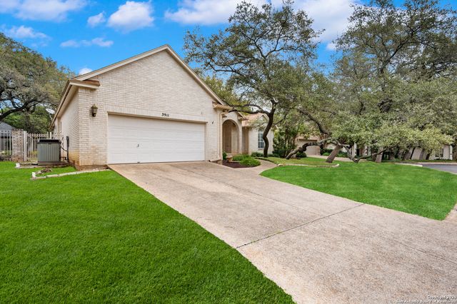 3911 Heights Way, San Antonio, TX 78230