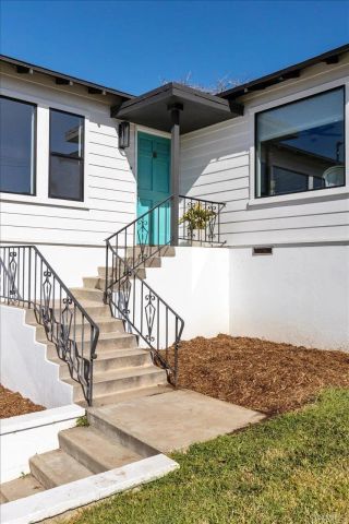 3630 Donna Drive, Carlsbad, CA 92008