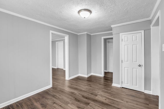 3806 Fairview Dr, Nashville, TN 37218