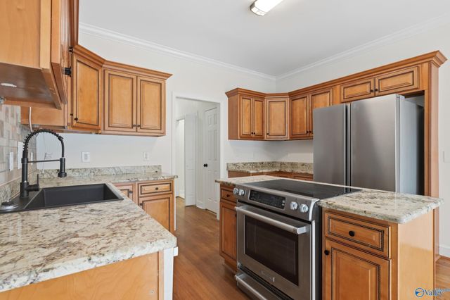 2302 Cumberland Place SW, Decatur, AL 35603