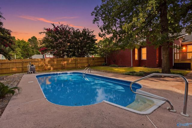 2302 Cumberland Place SW, Decatur, AL 35603