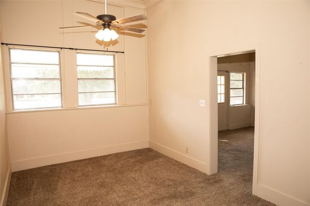 515 N Colorado Street, Burton, TX 77835