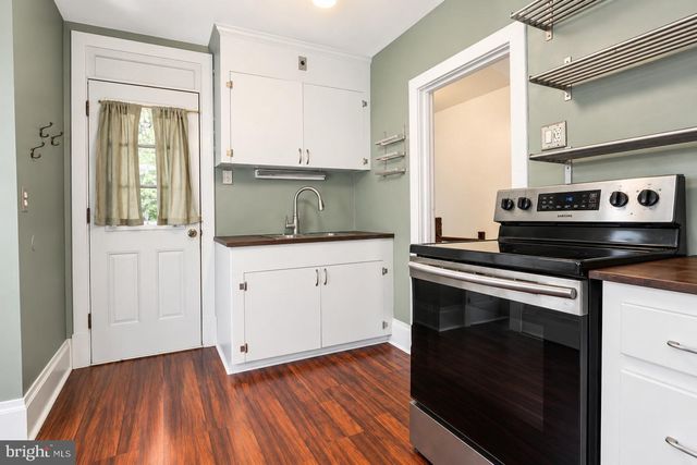 406 BOSLER AVE, Lemoyne, PA 17043