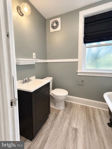 406 BOSLER AVE, Lemoyne, PA 17043