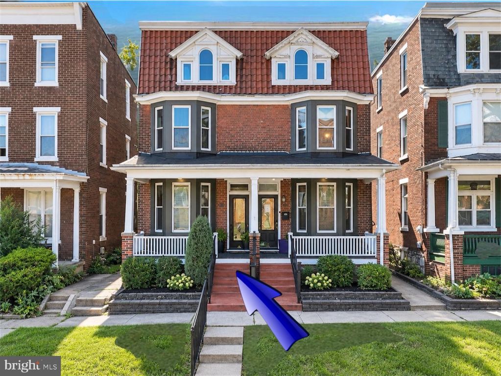 406 BOSLER AVE, Lemoyne, PA 17043