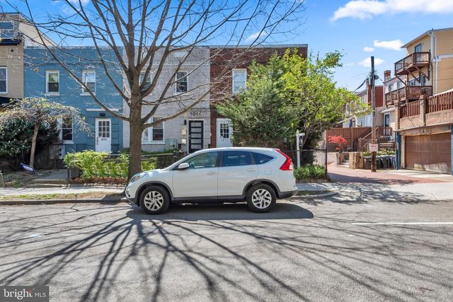 1016 IRVING ST NW, Washington, DC 20010