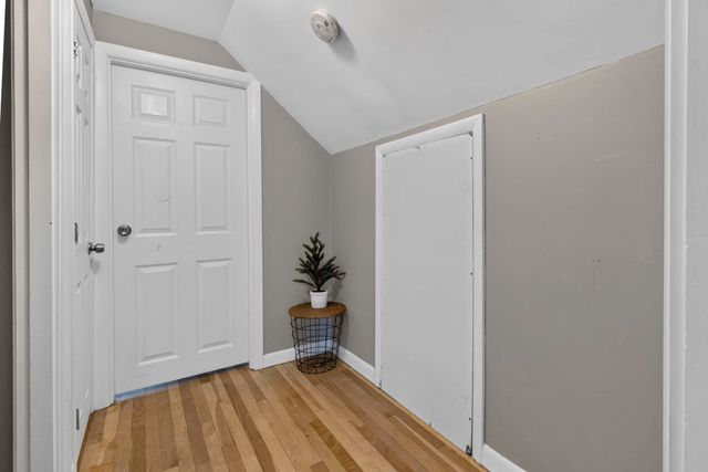 16 East Chamberlain Road, Merrimack, NH 03054