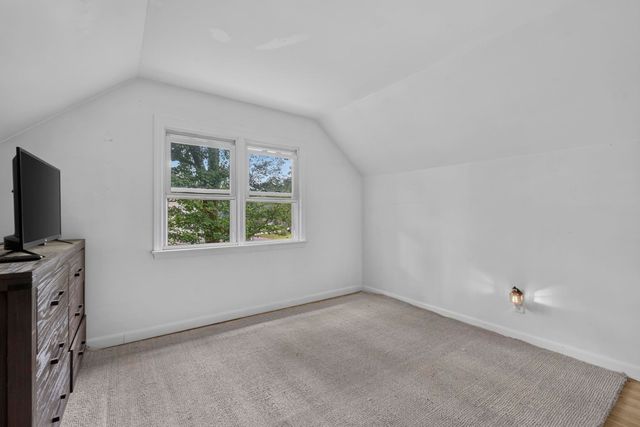 16 East Chamberlain Road, Merrimack, NH 03054