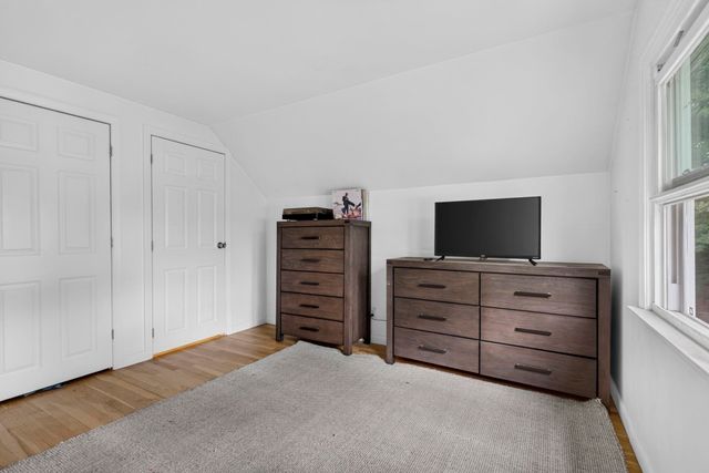 16 East Chamberlain Road, Merrimack, NH 03054