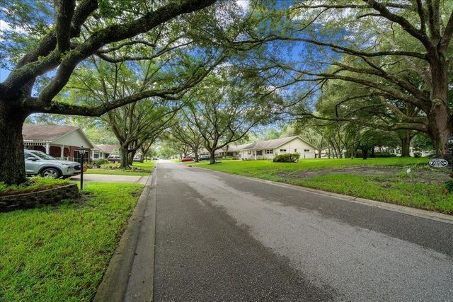 8720 SW 97TH STREET F, Ocala, FL 34481