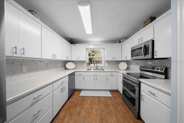 8720 SW 97TH STREET F, Ocala, FL 34481