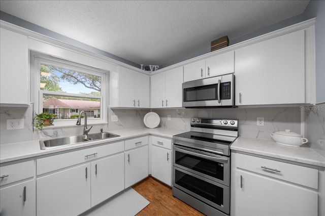 8720 SW 97TH STREET F, Ocala, FL 34481