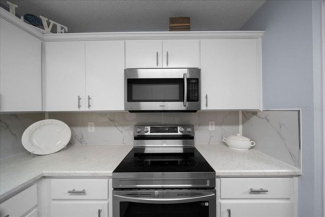 8720 SW 97TH STREET F, Ocala, FL 34481