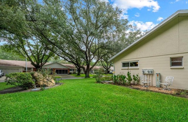 8720 SW 97TH STREET F, Ocala, FL 34481