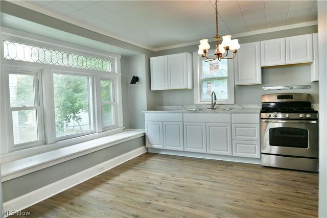 343 E Liberty Street, Girard, OH 44420
