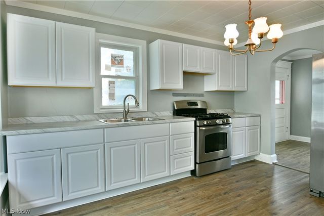 343 E Liberty Street, Girard, OH 44420