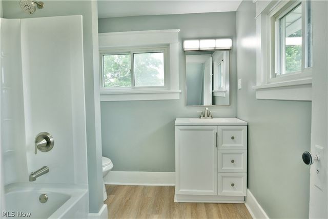 343 E Liberty Street, Girard, OH 44420
