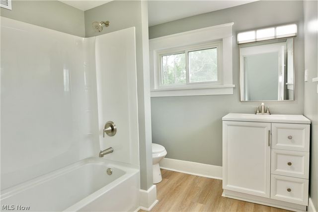343 E Liberty Street, Girard, OH 44420
